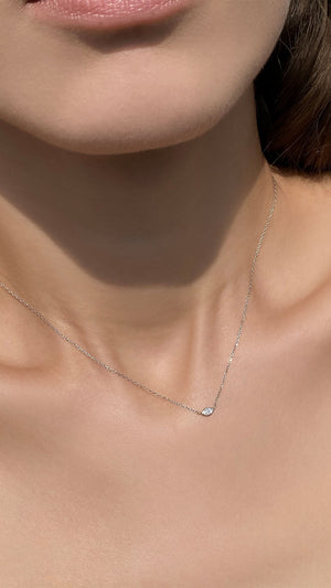 Dixie Necklace 9K White Gold