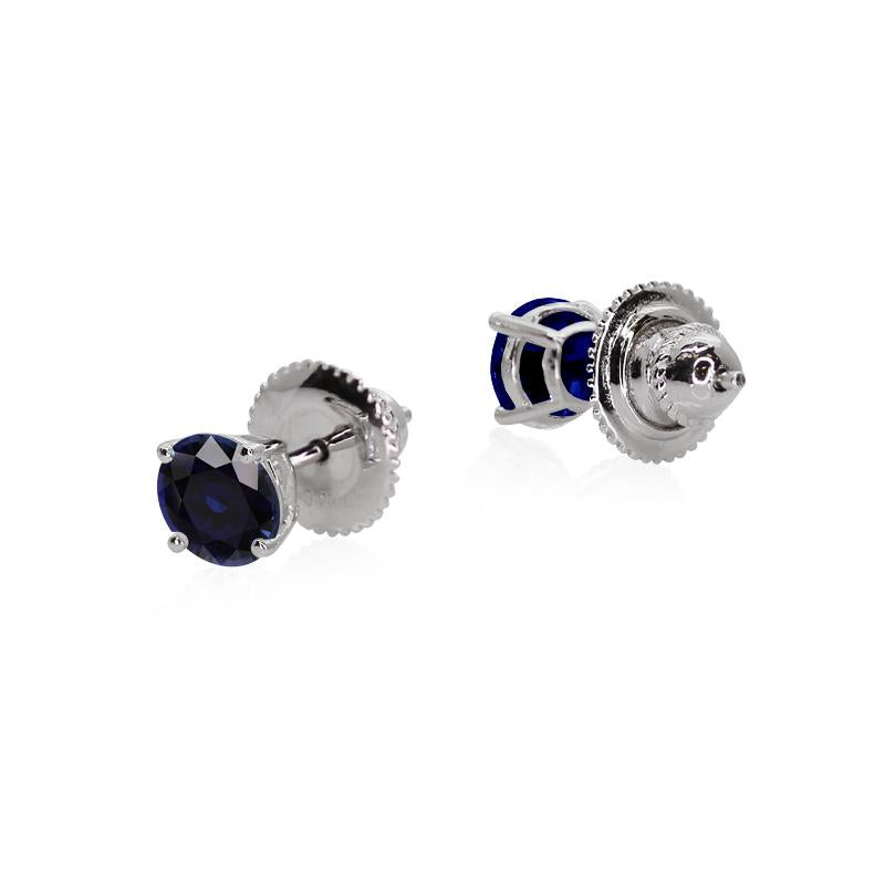 4 Prongs Round Studs in Sapphire
