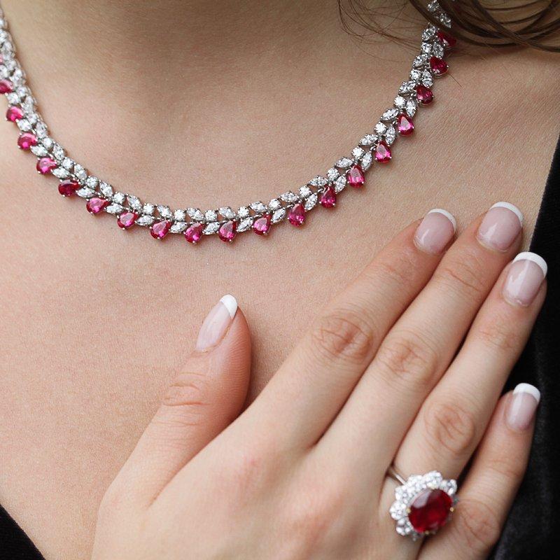 Marguerite Pear Necklace Ruby
