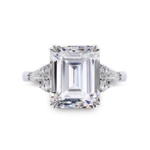 Bailey Petite Emerald Trilion Sides Ring