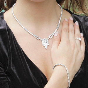 Nyx Necklace