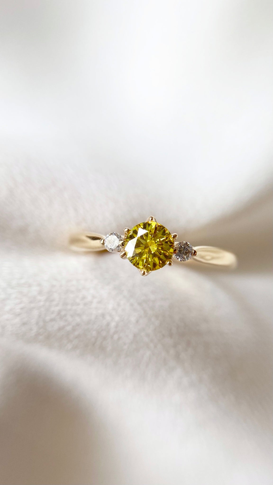Adina Ring 0.40ct Fancy Yellow 18K Yellow Gold
