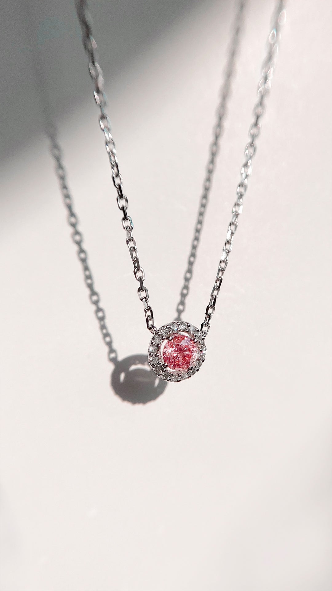 Berry Necklace 0.32ct 18K White Gold