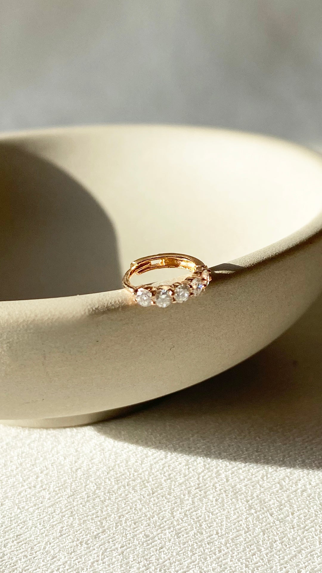 Celia Hoop 9K Yellow Gold