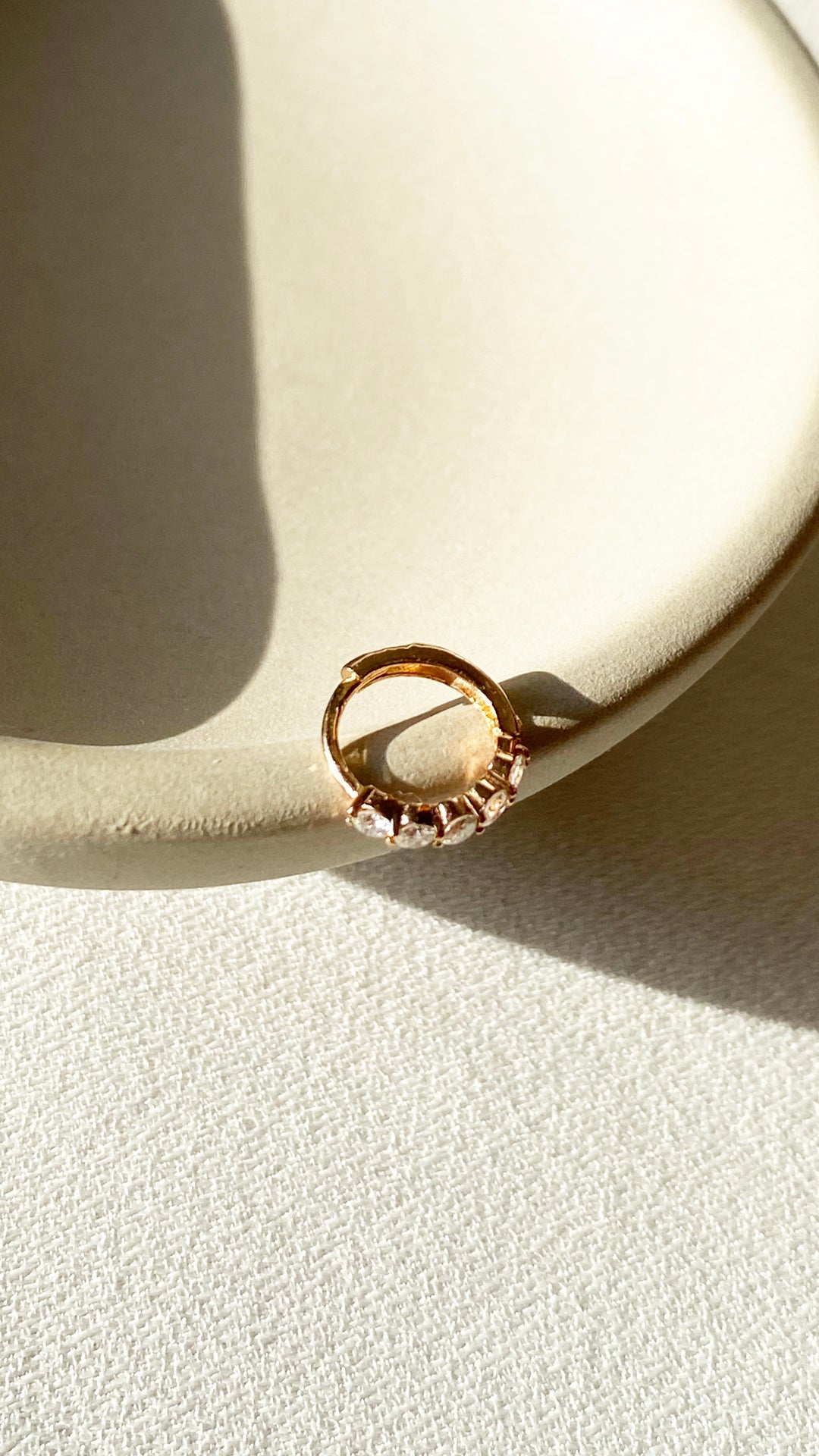 Celia Hoop 9K Yellow Gold