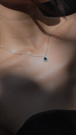 Emile Sapphire Blue Necklace Silver
