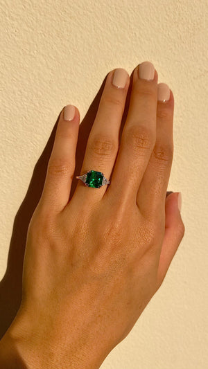 Leyton Flanders Emerald Ring Silver