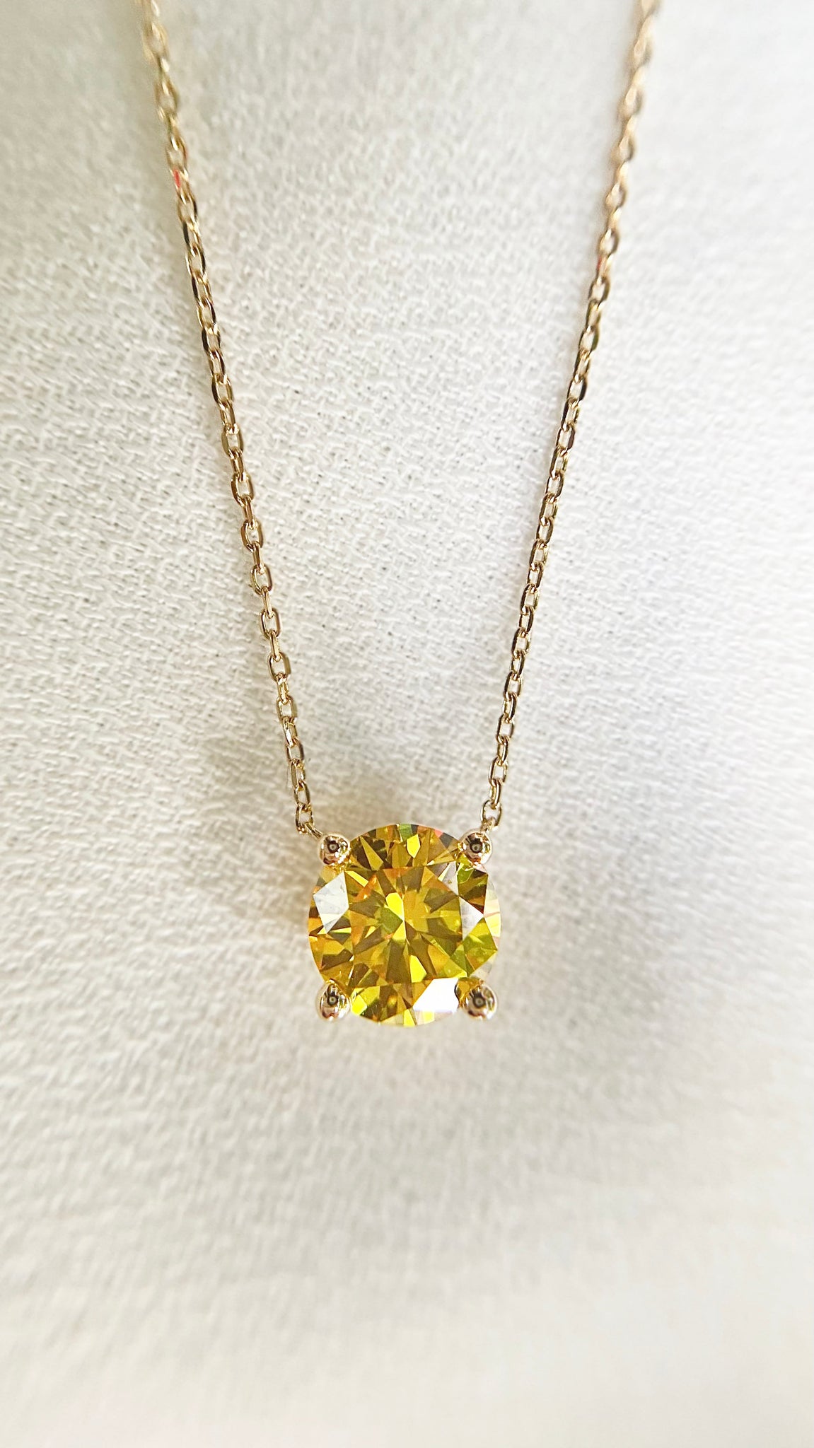 Loretta Necklace 1.14ct Fancy Yellow 18K Yellow Gold