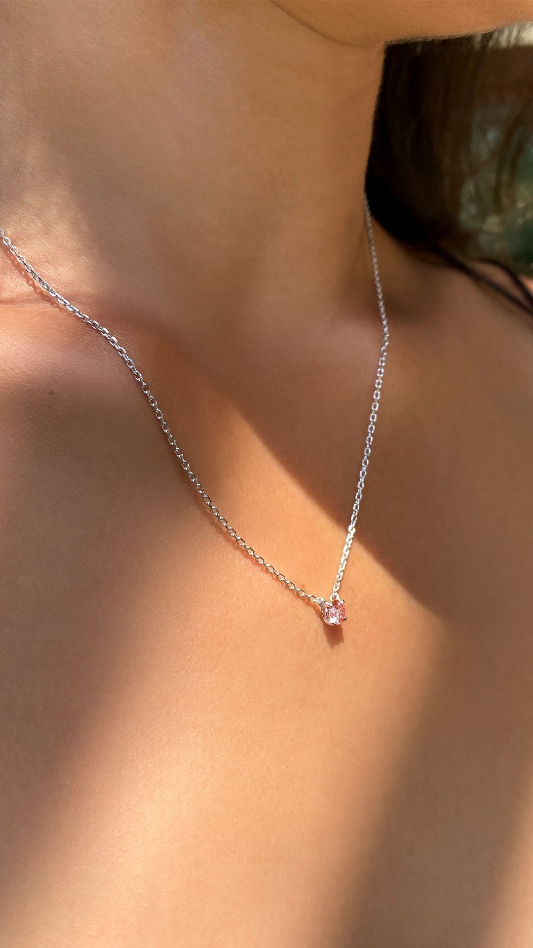 Taffy Necklace 0.61ct 18K White Gold