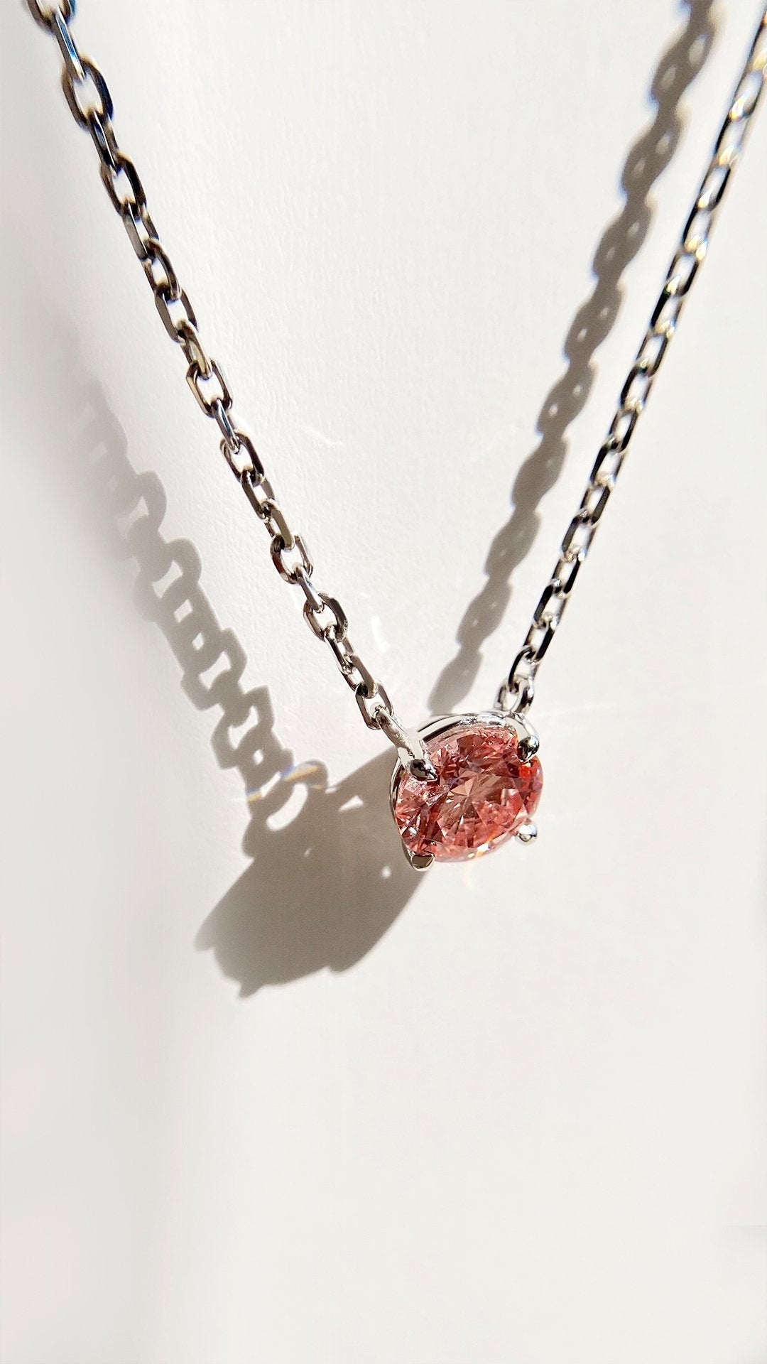 Taffy Necklace 0.31ct 18K White Gold